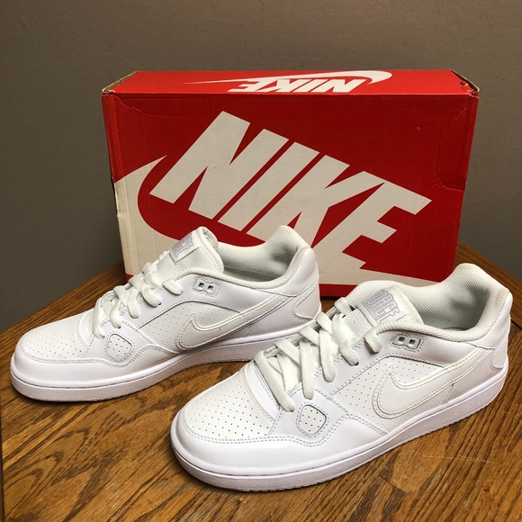 nike son of force trainers